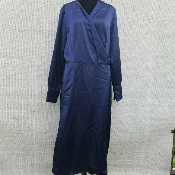 Alfani Wrap Modern Icon Long sleeves Dress. Size 12. New With Tags $99 - Picture 3 of 12